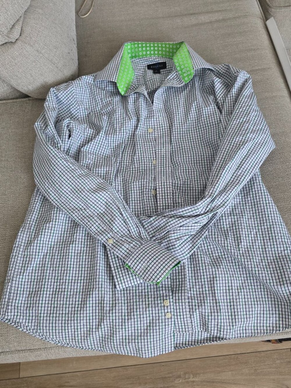 Ziggurat Mens Dress Shirt Size Large Red Solid Classic Fit Business Casual